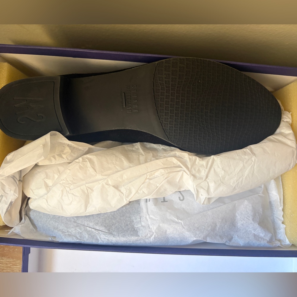 NWT STUART WEITZMAN BLACK SUEDE LOAFERS WITH STUDS